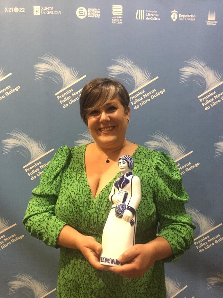 bea-busto-com-premio