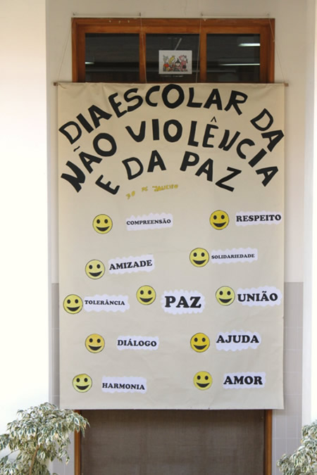 Dia Escolar da Não Violência e da Paz
