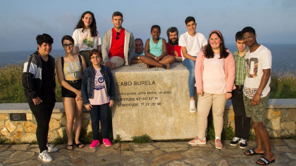 Equipa de Proxecto Neo e Grandes Vozes do Nosso Mundo, programas parte do projeto Modelo Burela.